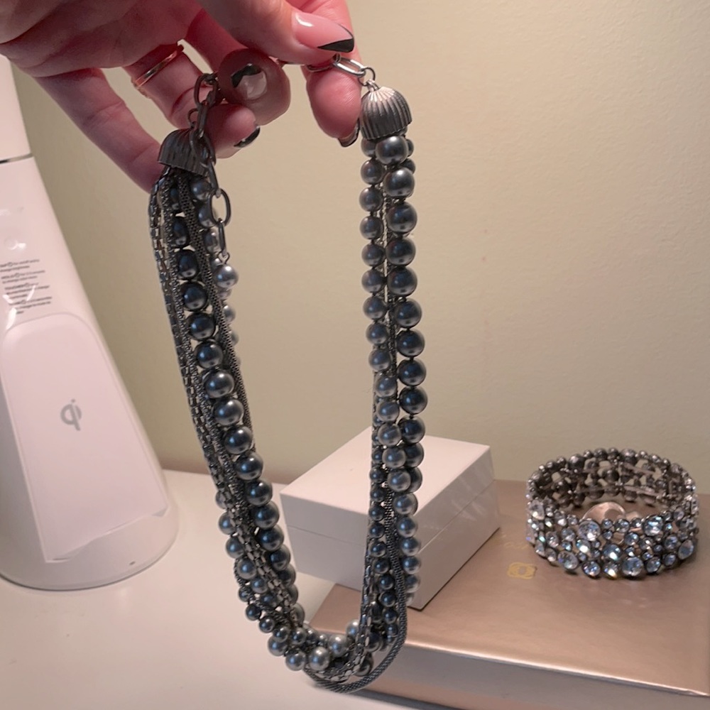 Silver and gray chain and bead statement necklace - Picture 2 of 3